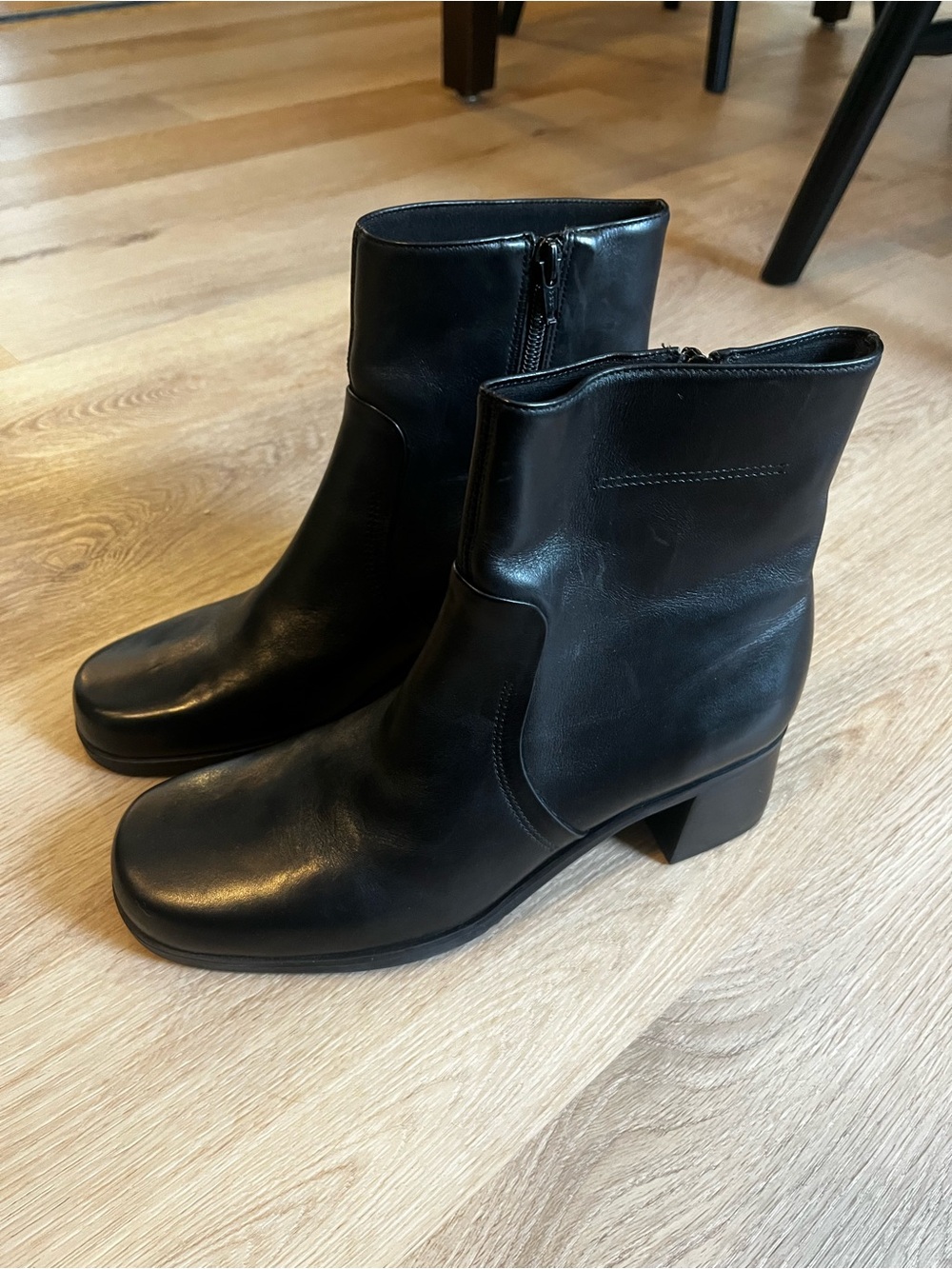 Naturalizer Black Leather Ankle Booties with Block Heel